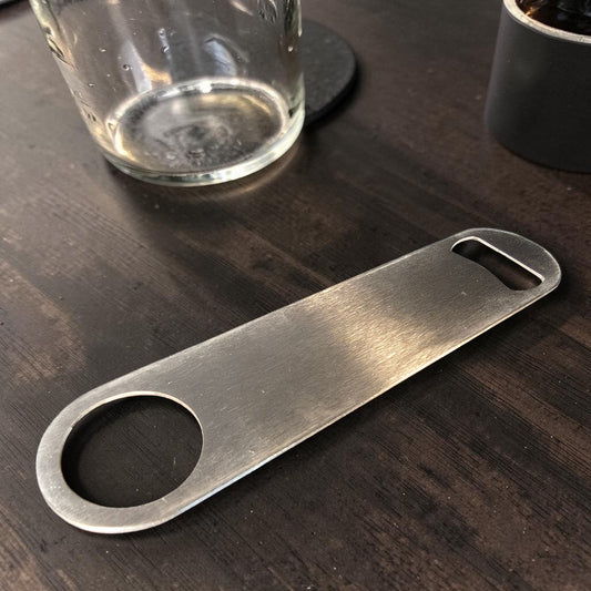 Flasköppnare i rostfritt stål med personlig gravyr – namn & text