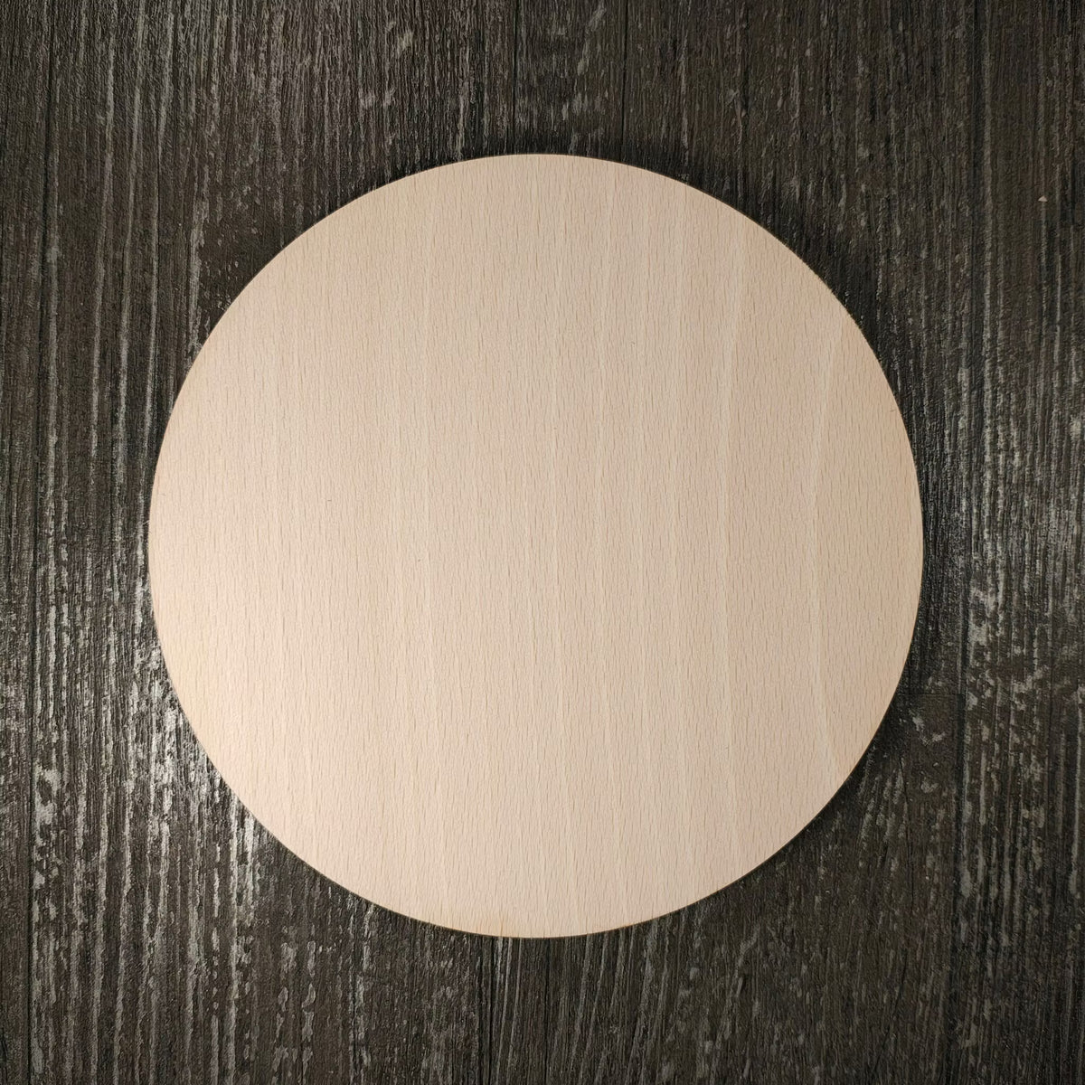 Rund ostbricka i trä 20 cm