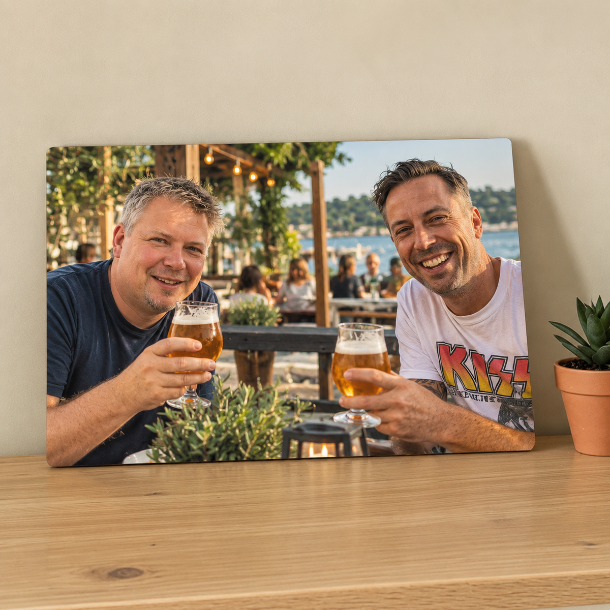Personlig minnessten i skiffer med färgtryck – foto